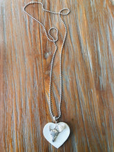 Afbeelding in Gallery-weergave laden, Ball chain Ketting hart (beige)