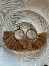 Afbeelding in Gallery-weergave laden, Ibiza Oorbel Ring Camel